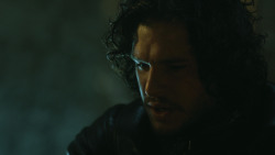 extant_GameOfThrones_4x08-TheMountainAndTheViper_0554