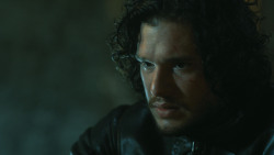 extant_GameOfThrones_4x08-TheMountainAndTheViper_0562