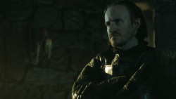 extant_GameOfThrones_4x08-TheMountainAndTheViper_0578
