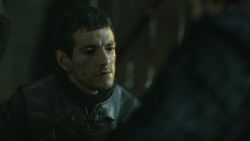 extant_GameOfThrones_4x08-TheMountainAndTheViper_0589