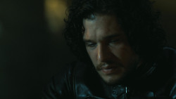 extant_GameOfThrones_4x08-TheMountainAndTheViper_0594