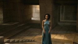 extant_GameOfThrones_4x08-TheMountainAndTheViper_0874