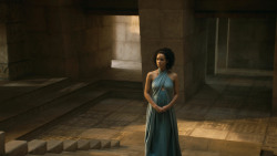 extant_GameOfThrones_4x08-TheMountainAndTheViper_0880