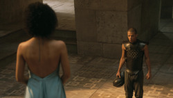 extant_GameOfThrones_4x08-TheMountainAndTheViper_0893