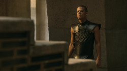 extant_GameOfThrones_4x08-TheMountainAndTheViper_0933