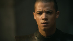 extant_GameOfThrones_4x08-TheMountainAndTheViper_1043