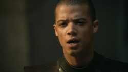 extant_GameOfThrones_4x08-TheMountainAndTheViper_1075