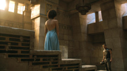extant_GameOfThrones_4x08-TheMountainAndTheViper_1096