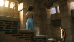 extant_GameOfThrones_4x08-TheMountainAndTheViper_1097