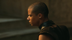 extant_GameOfThrones_4x08-TheMountainAndTheViper_1108