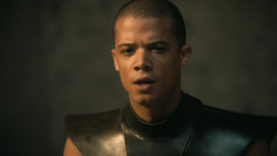 extant_GameOfThrones_4x08-TheMountainAndTheViper_1125