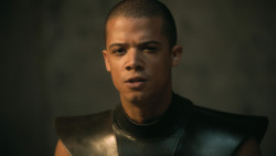 extant_GameOfThrones_4x08-TheMountainAndTheViper_1126