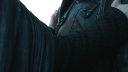 extant_GameOfThrones_4x08-TheMountainAndTheViper_1170