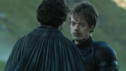 extant_GameOfThrones_4x08-TheMountainAndTheViper_1190