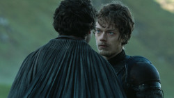 extant_GameOfThrones_4x08-TheMountainAndTheViper_1195