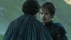 extant_GameOfThrones_4x08-TheMountainAndTheViper_1201