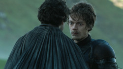 extant_GameOfThrones_4x08-TheMountainAndTheViper_1202