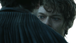 extant_GameOfThrones_4x08-TheMountainAndTheViper_1240