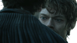 extant_GameOfThrones_4x08-TheMountainAndTheViper_1242