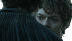 extant_GameOfThrones_4x08-TheMountainAndTheViper_1243
