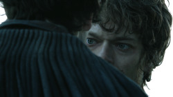 extant_GameOfThrones_4x08-TheMountainAndTheViper_1246