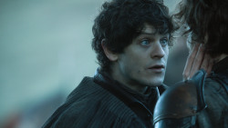 extant_GameOfThrones_4x08-TheMountainAndTheViper_1266