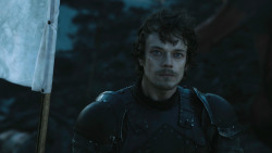 extant_GameOfThrones_4x08-TheMountainAndTheViper_1356