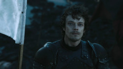 extant_GameOfThrones_4x08-TheMountainAndTheViper_1360
