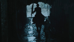 extant_GameOfThrones_4x08-TheMountainAndTheViper_1371