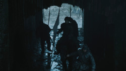 extant_GameOfThrones_4x08-TheMountainAndTheViper_1374