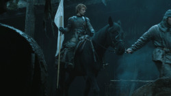 extant_GameOfThrones_4x08-TheMountainAndTheViper_1385