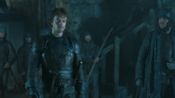 extant_GameOfThrones_4x08-TheMountainAndTheViper_1417