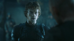 extant_GameOfThrones_4x08-TheMountainAndTheViper_1482