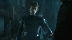 extant_GameOfThrones_4x08-TheMountainAndTheViper_1499
