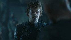 extant_GameOfThrones_4x08-TheMountainAndTheViper_1555