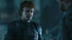 extant_GameOfThrones_4x08-TheMountainAndTheViper_1589