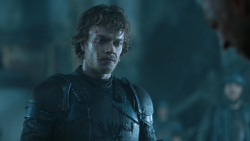 extant_GameOfThrones_4x08-TheMountainAndTheViper_1591