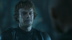extant_GameOfThrones_4x08-TheMountainAndTheViper_1648