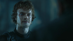 extant_GameOfThrones_4x08-TheMountainAndTheViper_1689