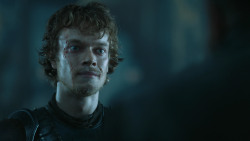 extant_GameOfThrones_4x08-TheMountainAndTheViper_1692