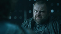 extant_GameOfThrones_4x08-TheMountainAndTheViper_1697