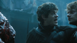 extant_GameOfThrones_4x08-TheMountainAndTheViper_1711