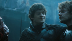 extant_GameOfThrones_4x08-TheMountainAndTheViper_1712