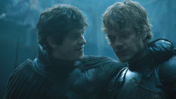 extant_GameOfThrones_4x08-TheMountainAndTheViper_1727