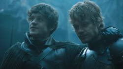 extant_GameOfThrones_4x08-TheMountainAndTheViper_1729