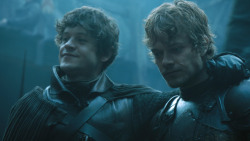 extant_GameOfThrones_4x08-TheMountainAndTheViper_1730