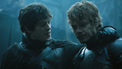 extant_GameOfThrones_4x08-TheMountainAndTheViper_1736