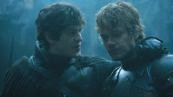 extant_GameOfThrones_4x08-TheMountainAndTheViper_1741