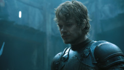 extant_GameOfThrones_4x08-TheMountainAndTheViper_1752