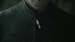 extant_GameOfThrones_4x08-TheMountainAndTheViper_1764